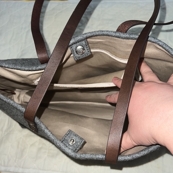 New Piazza flannel tote - Picture 3 of 6